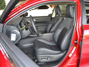 2017200h F SPORT ɫ {