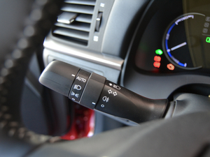 2017200h F SPORT ɫ п؅^