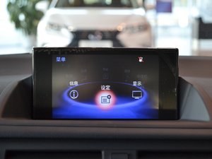 2017200h F SPORT ɫ п_@ʾ