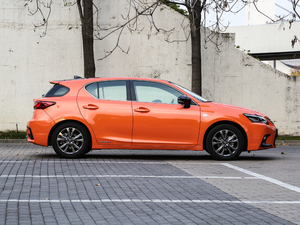 2017200h F SPORT pɫ w^