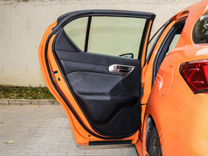 2017200h F SPORT pɫ ܇T