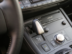 2017200h m ɫ п؅^(q)