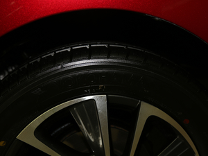 2017200h m ɫ ݆̥Ʒ