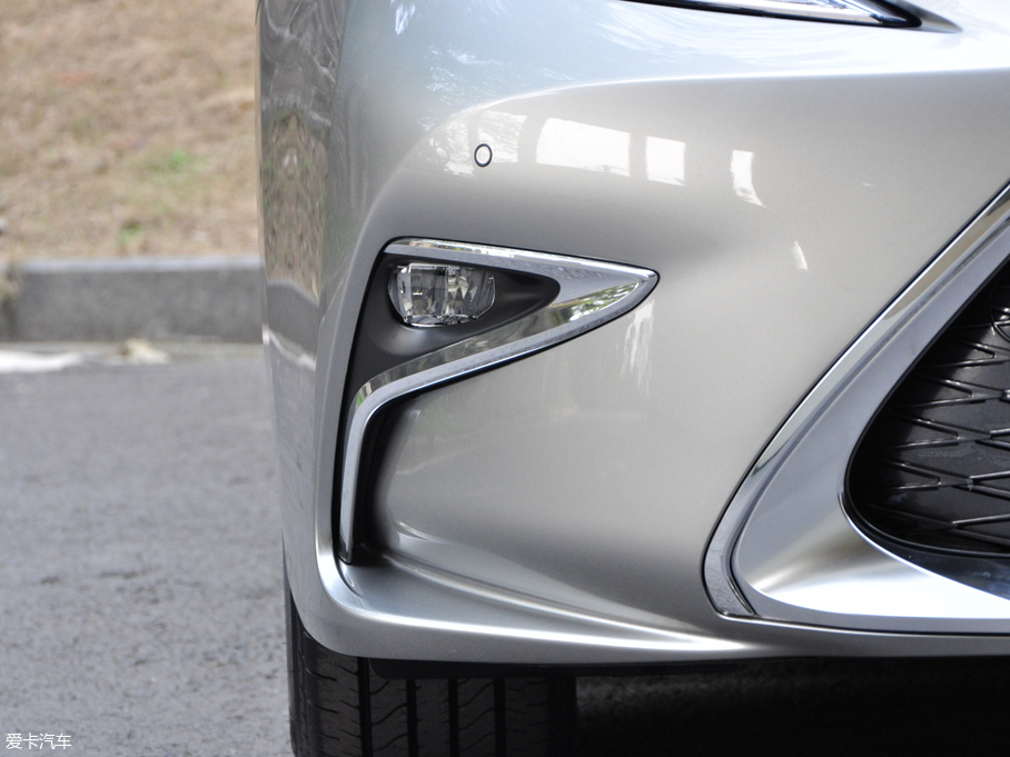 2017׿_˹ES 300h Mark Levinsonm