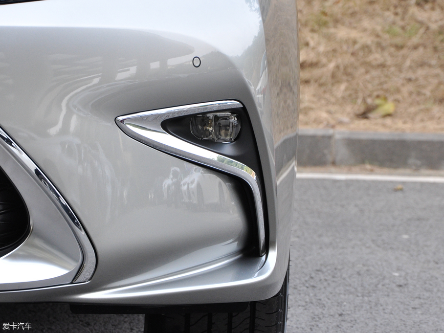 2017׿_˹ES 300h Mark Levinsonm