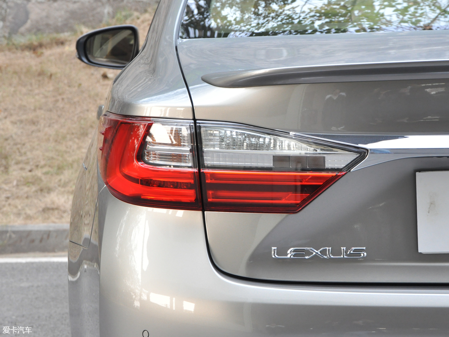 2017׿_˹ES 300h Mark Levinsonm