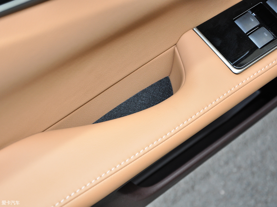 2017׿_˹ES 300h Mark Levinsonm