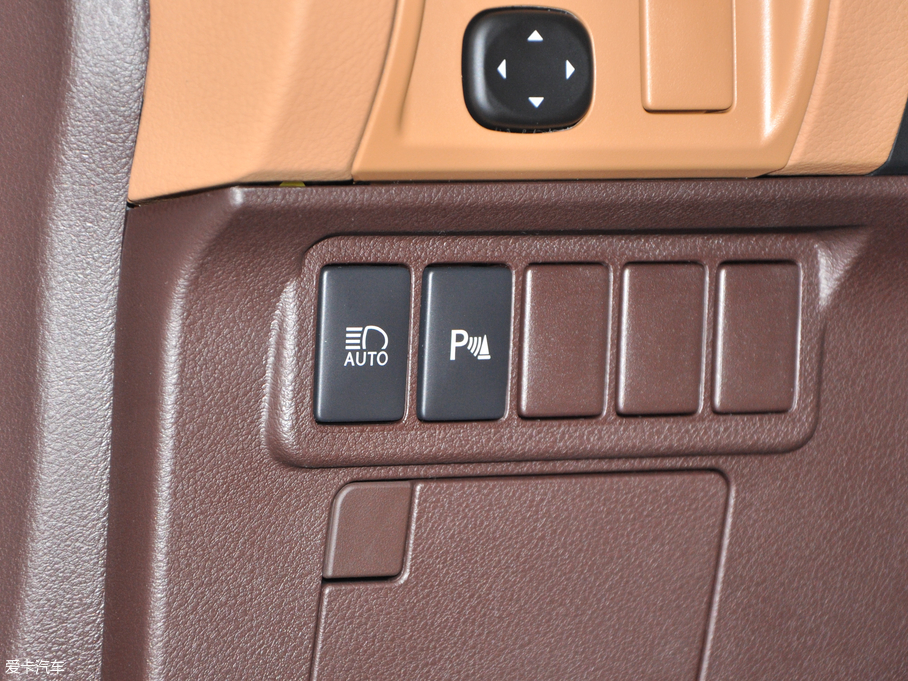 2017׿_˹ES 300h Mark Levinsonm