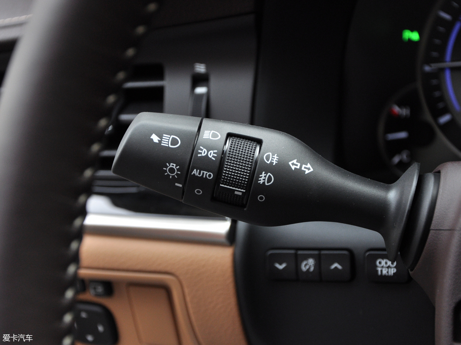 2017׿_˹ES 300h Mark Levinsonm