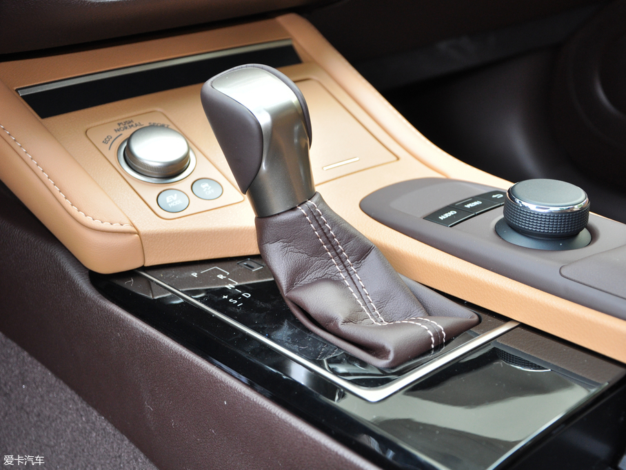 2017׿_˹ES 300h Mark Levinsonm