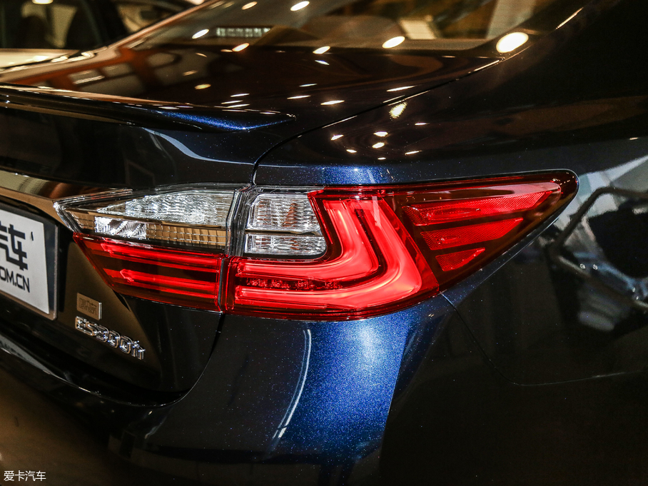 2017׿_˹ES 300h Mark LevinsonA