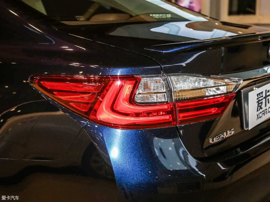 2017׿_˹ES 300h Mark LevinsonA