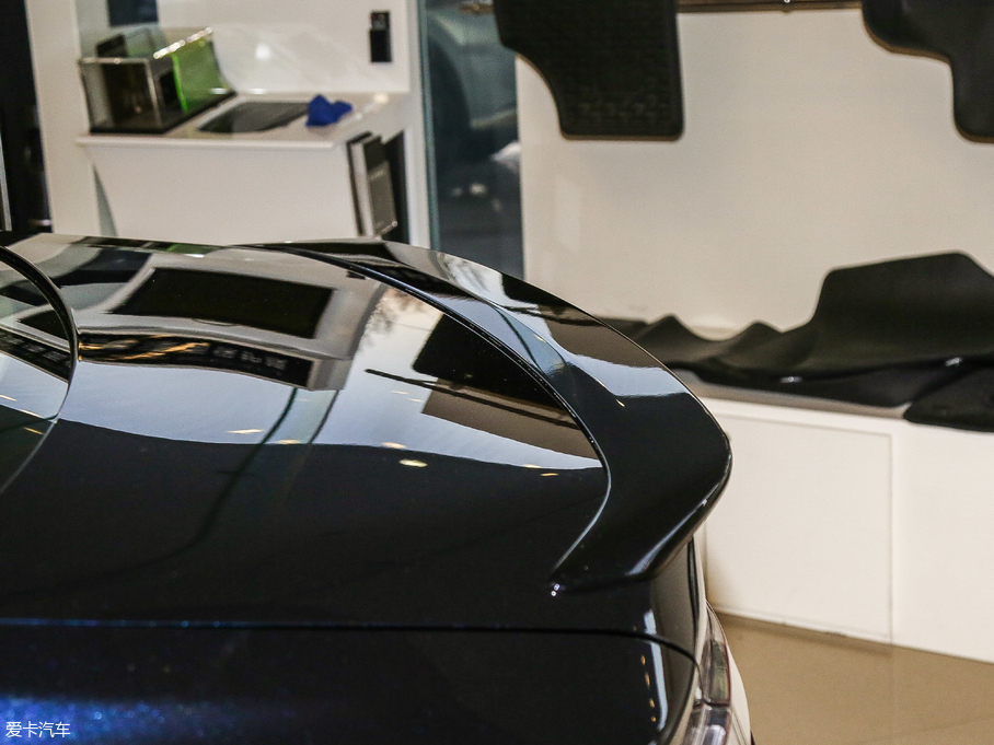 2017׿_˹ES 300h Mark LevinsonA