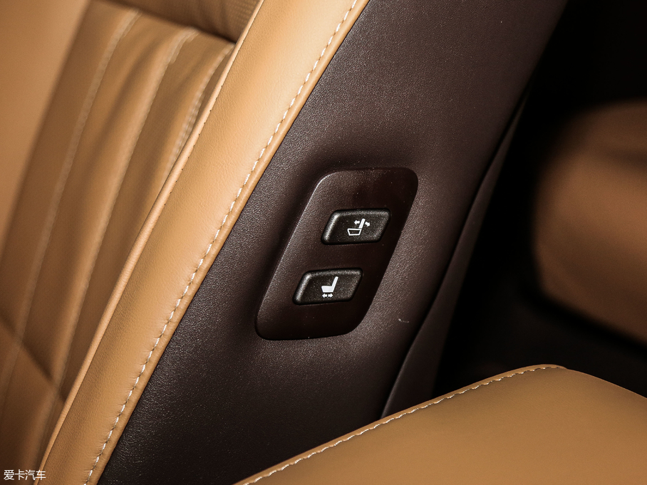 2017׿_˹ES 300h Mark LevinsonA