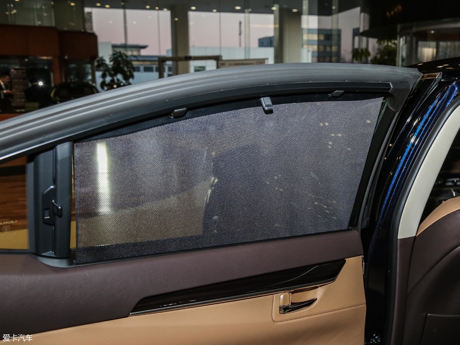 2017׿_˹ES 300h Mark LevinsonA