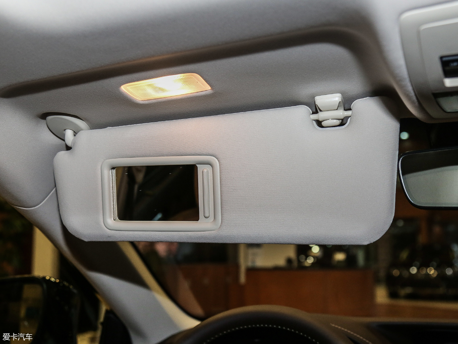 2017׿_˹ES 300h Mark LevinsonA