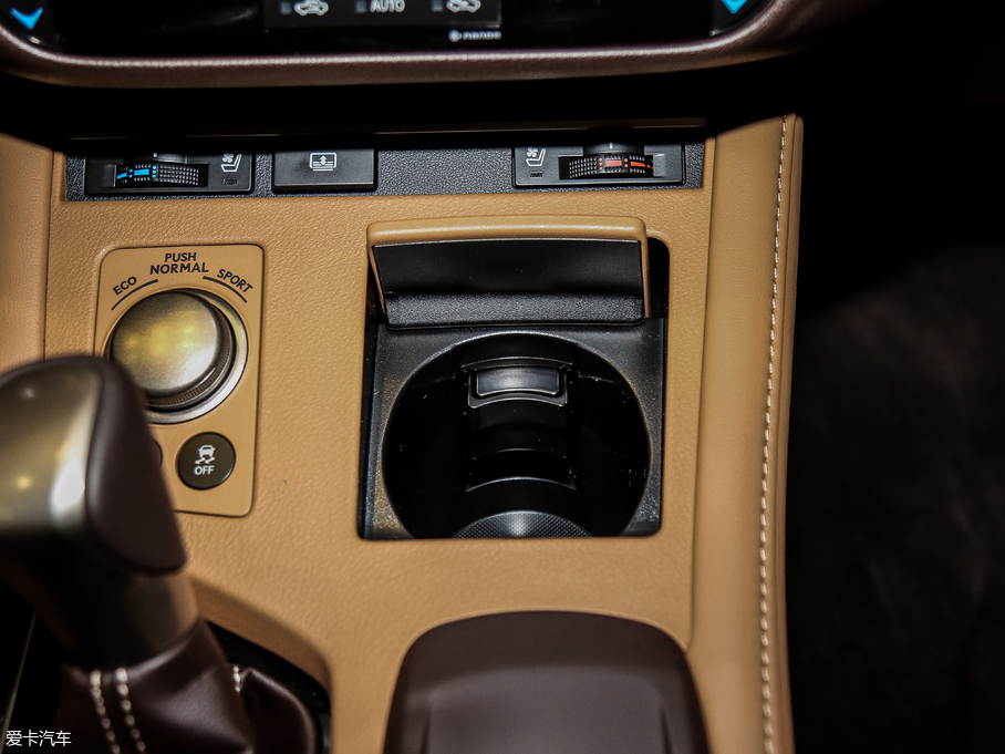 2017׿_˹ES 300h Mark LevinsonA