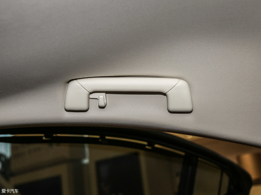 2017׿_˹ES 300h Mark LevinsonA