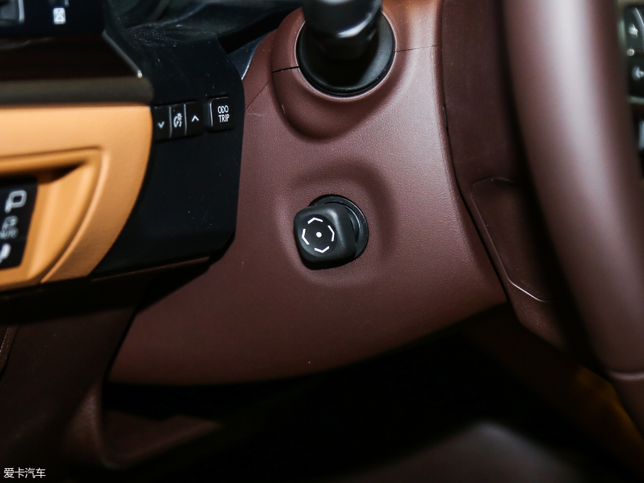 2017׿_˹ES 300h Mark LevinsonA