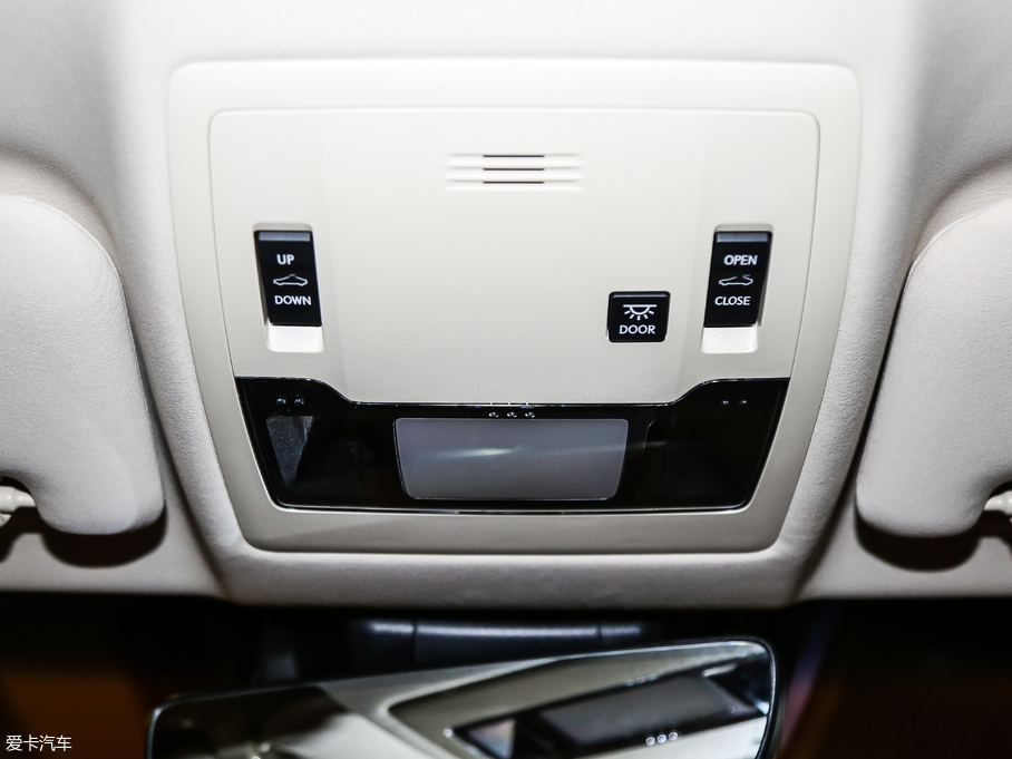 2017׿_˹ES 300h Mark LevinsonA