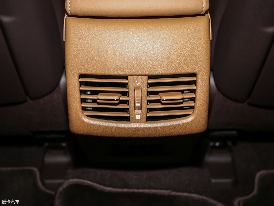 2017׿_˹ES 300h Mark LevinsonA