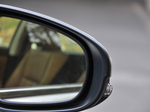 2017300h Mark Levinsonm ^