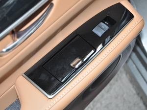 2017300h Mark Levinsonm g