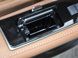 2017300h Mark Levinsonm g