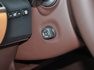 2017300h Mark Levinsonm g