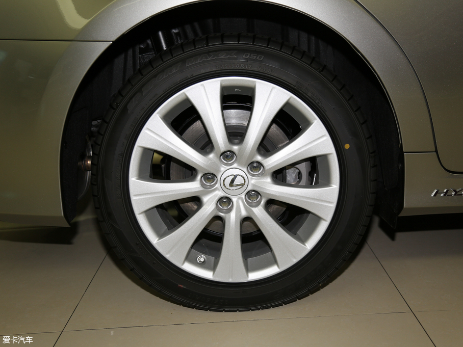 2017׿_˹GS 300 I(lng)Ȱ