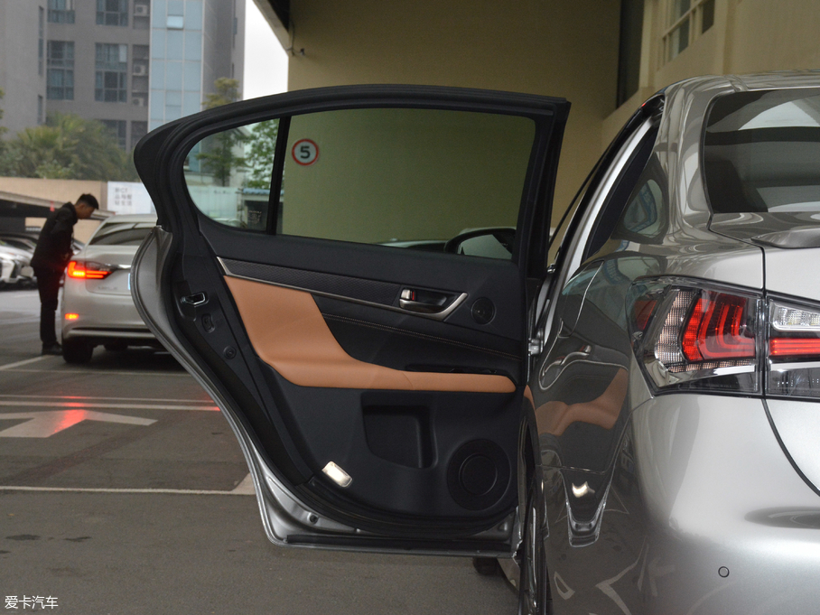 2017׿_˹GS 300 F SPORT