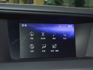 2017300 F SPORT п؅^