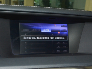 2017300 F SPORT п؅^