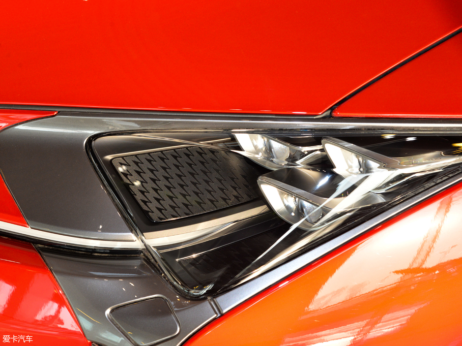 2018׿_˹LC 500h \Ӱ