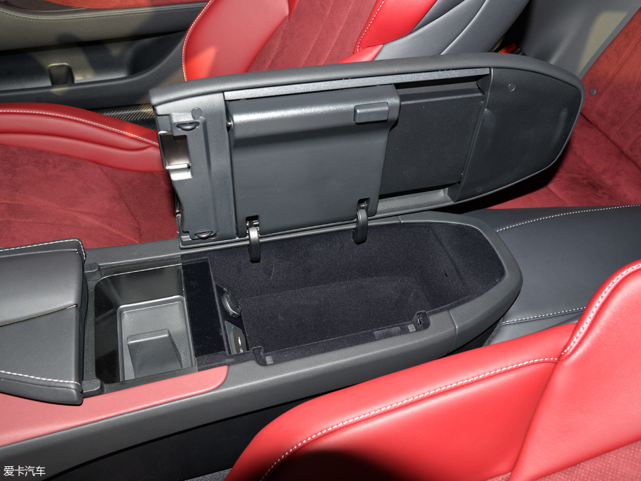 2018׿_˹LC 500h \(yn)Ӱ