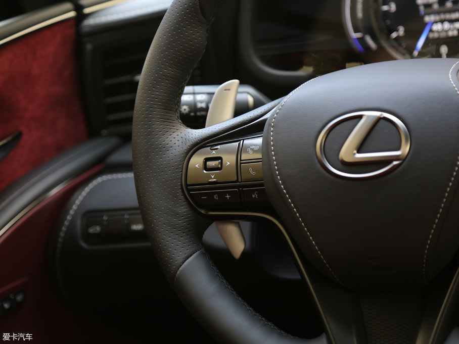 2018׿_˹LC 500h \Ӱ