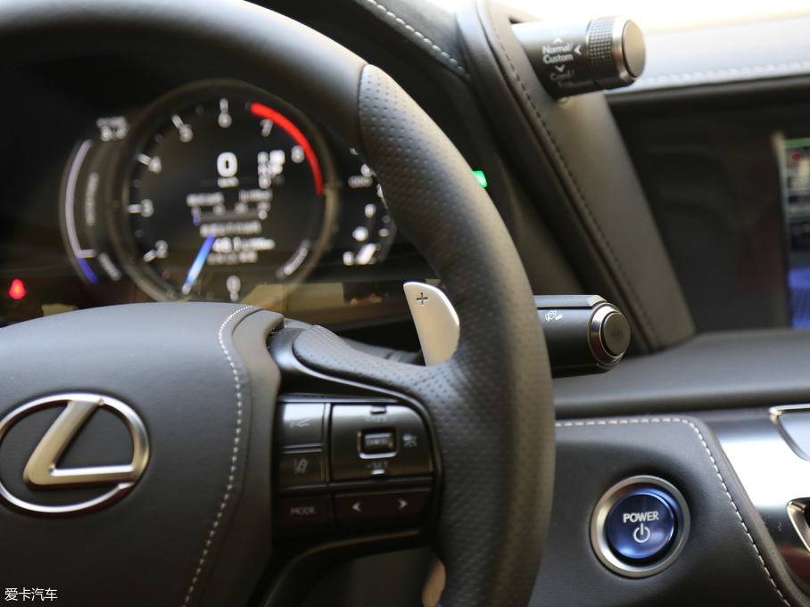 2018׿_˹LC 500h \Ӱ