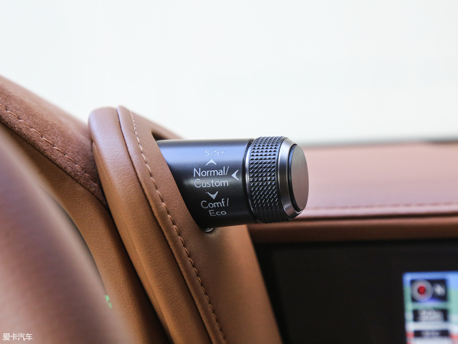 2018׿_˹LC 500h \Ӱ