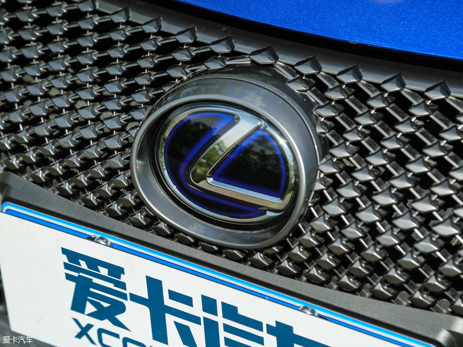 2018׿_˹LC 500h ؄e