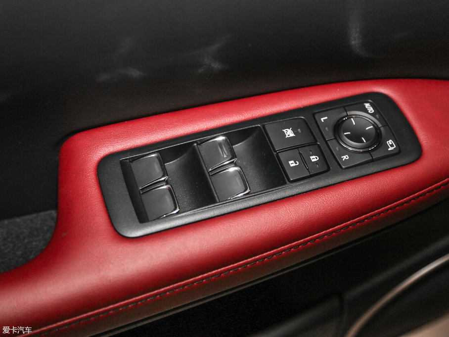 2017׿_˹RX 300 Mark Levinson F SPORT V