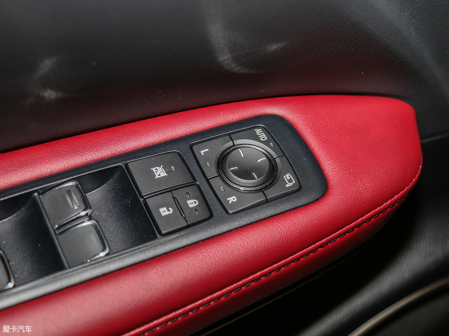 2017׿_˹RX 300 Mark Levinson (q)F SPORT V