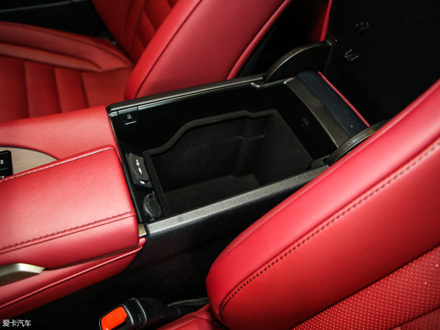 2017׿_˹RX 300 Mark Levinson F SPORT V