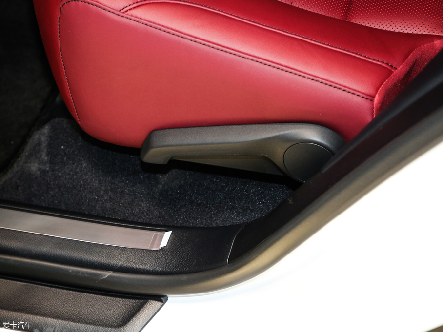 2017׿_˹RX 300 Mark Levinson F SPORT V