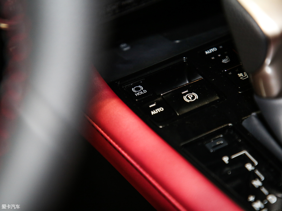 2017׿_˹RX 300 Mark Levinson F SPORT V