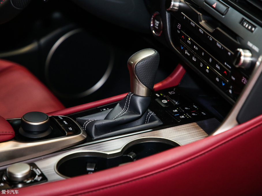 2017׿_˹RX 300 Mark Levinson F SPORT V