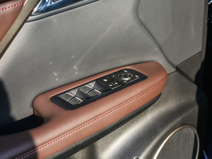 2017450h Mark Levinson A {܇ƅ^	