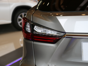 2017450h Mark Levinson (q)A (x)(ji)^