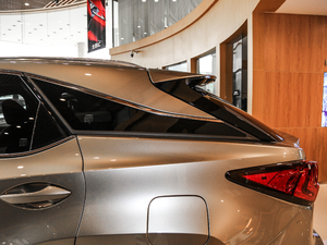 2017300 Mark Levinson F SPORT V ^