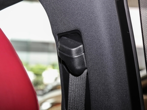 2017300 Mark Levinson (q)F SPORT (gu)V g