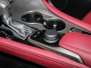 2017300 Mark Levinson (q)F SPORT V п؅^(q)